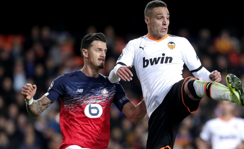 关于转折点！新疆广汇防线松动，欧冠集结日攻防权衡，压力陡增，年轻球员得到机会的信息-爱游戏